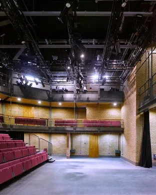 Churchill Starring Daniel Payne