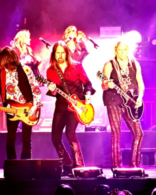 Lynyrd Skynyrd & Foreigner